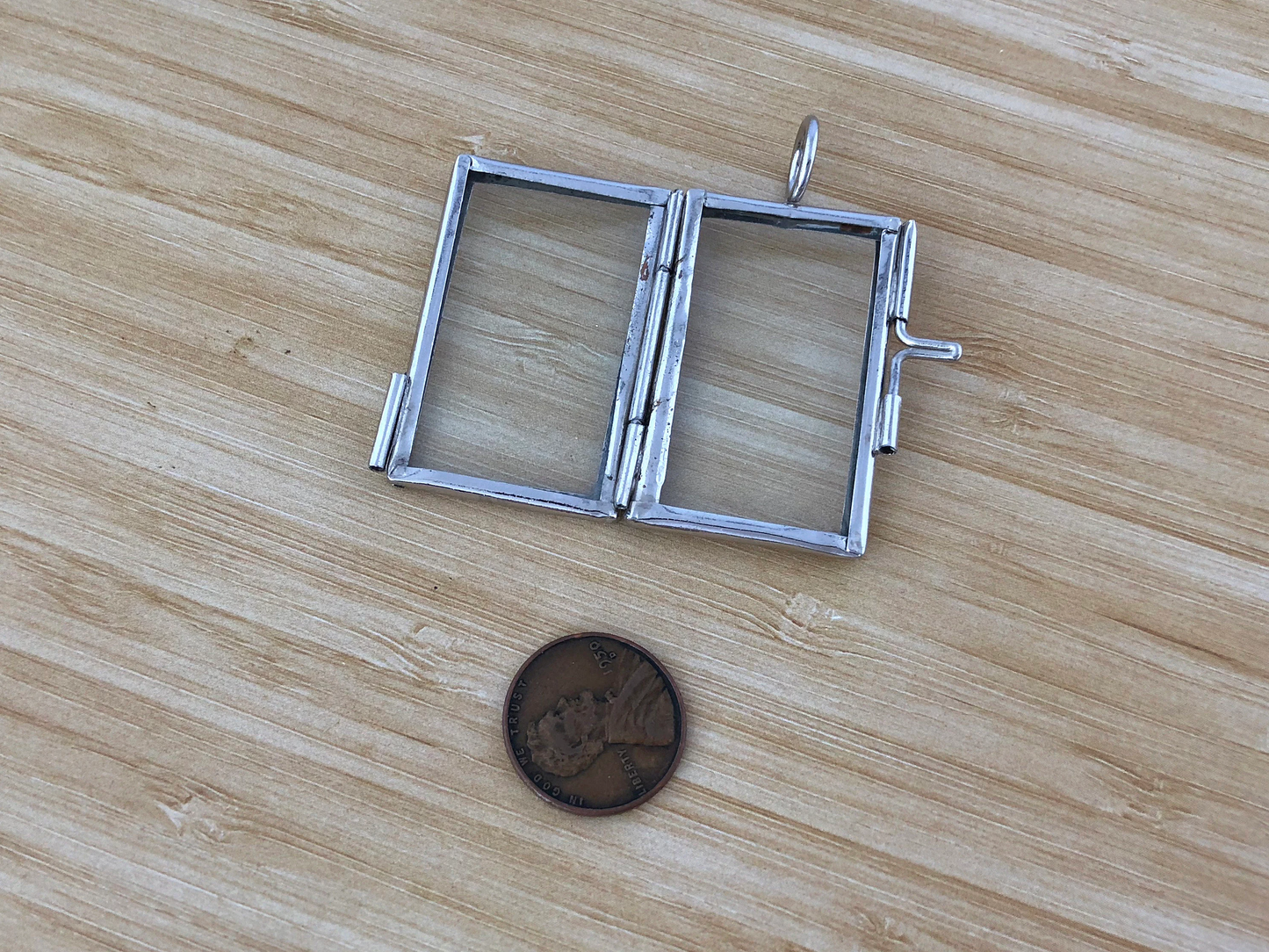 Small Hinged Silver Glass Frame Locket Double Sided Floating Locket Keepsake