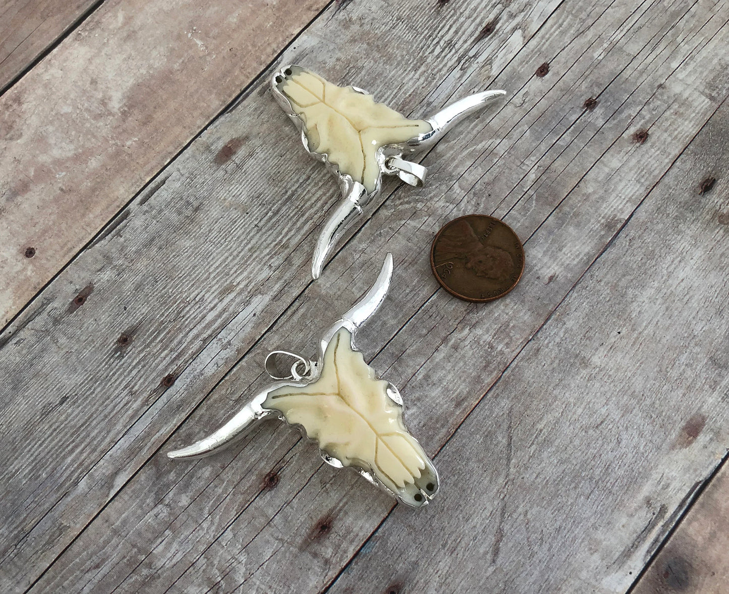 Silver Buffalo Skull Pendant Silver Plated Cattle Bull Skull Tombstone Charm