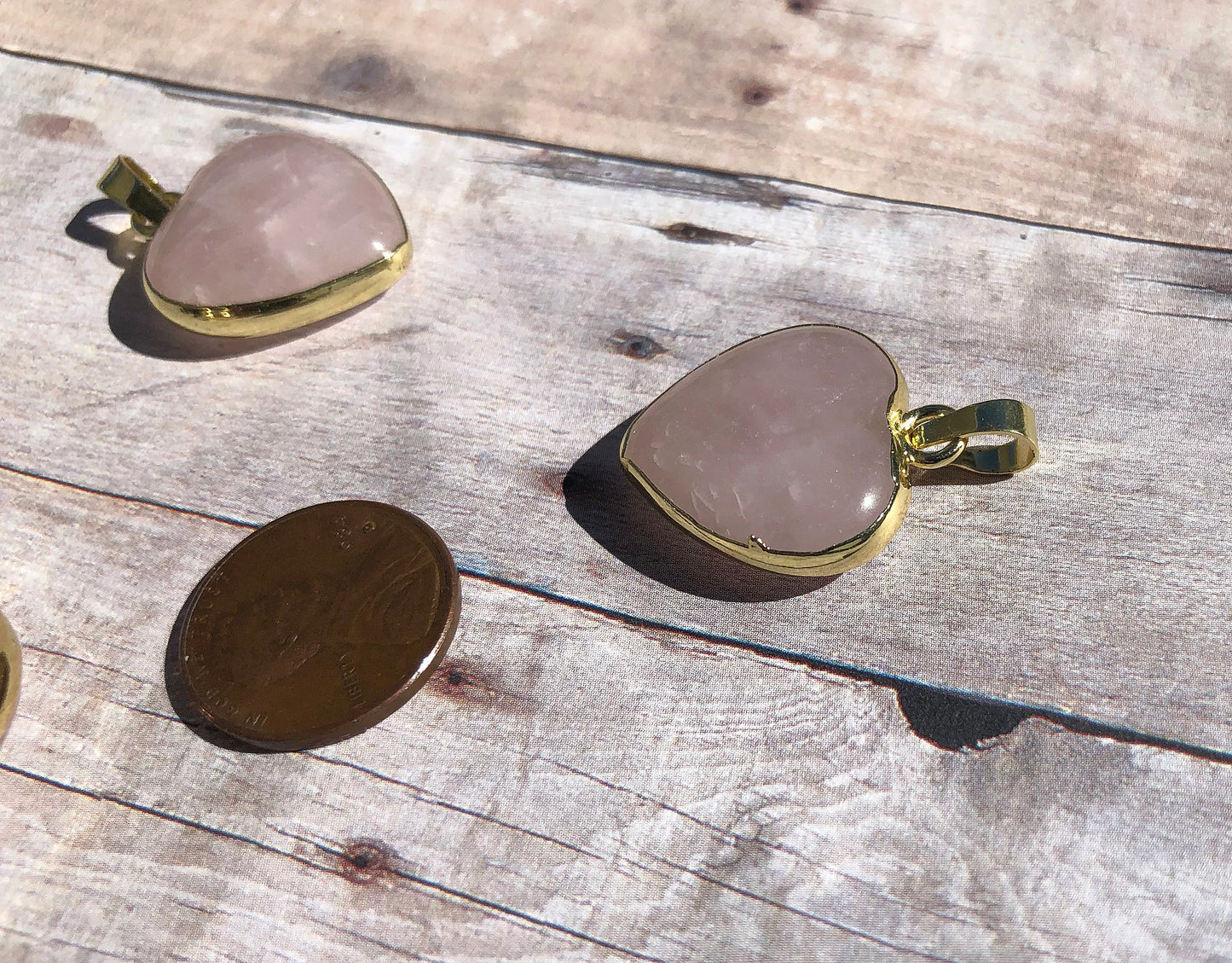 Rose Crystal Heart Gold Trim Pendant Pink Gemstone Heart Shape Charm Love Bead Healing Crystal Vintage Style Jewelry Making Supplies