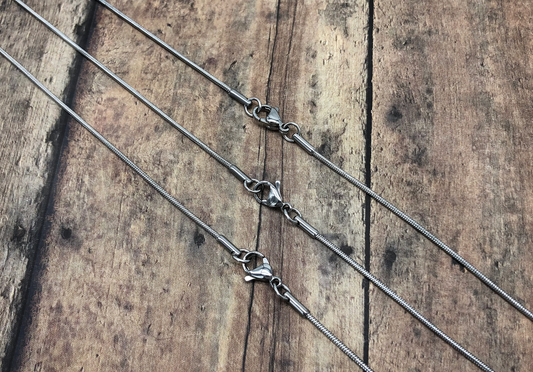 3 Ready Made Silver Snake Style Necklace Chains, 1.2 mm Diameter 24 Inches Long Antique Silver Stainless Vintage Jewelry Making DIY Supplies