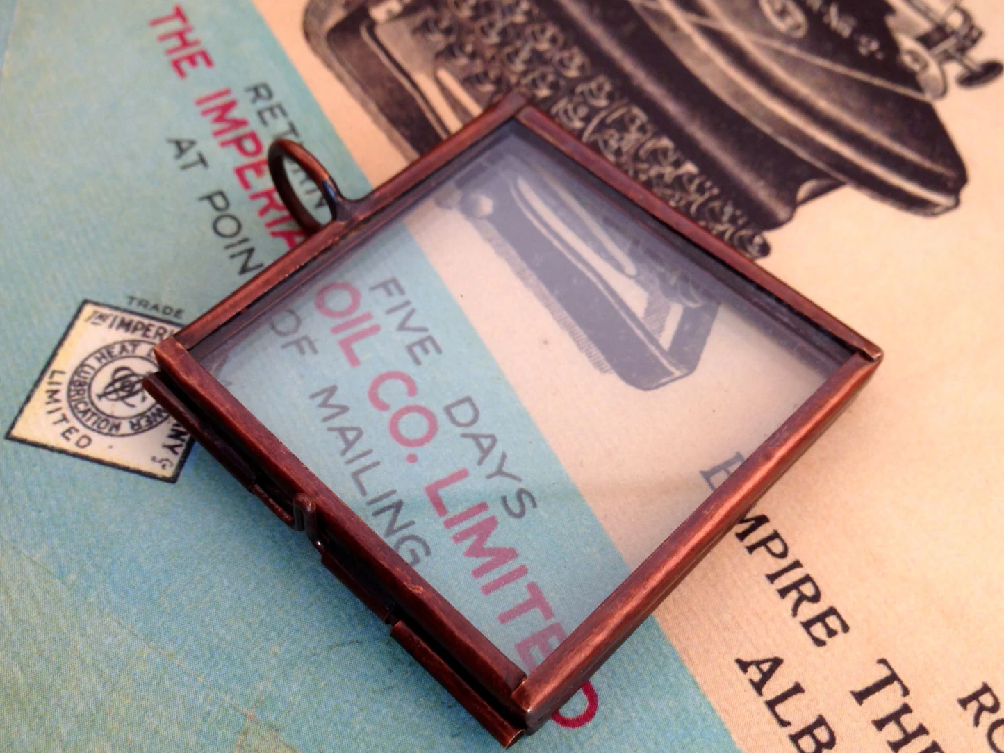 Double Sided Square Glass Frame Pendant Hinged Floating Locket Charm Vintage Style Antique Bronze Jewelry Supplies DIY