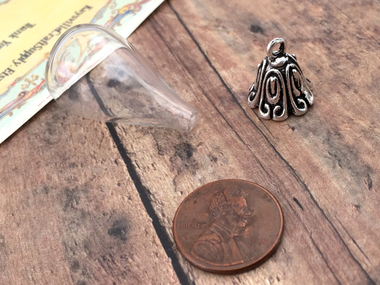 Small Glass Globe Tear Drop Bubble Pendant DIY Antique Silver Or Bronze Top Terrarium Capsule Bottle Charm Apothecary Jewelry Supplies