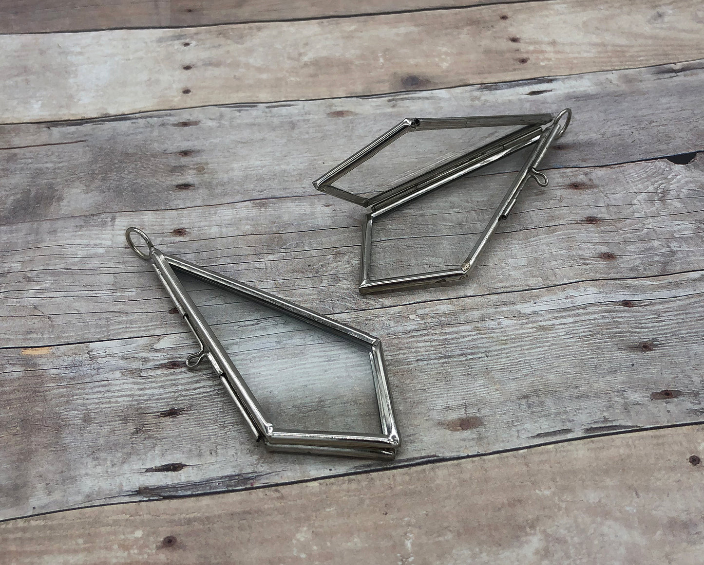 Silver Double Sided Glass Kite Diamond Frame Pendant Hinged Locket Charm